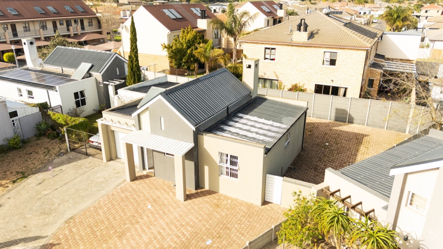 2 Bedroom Property for Sale in Viking Village Western Cape